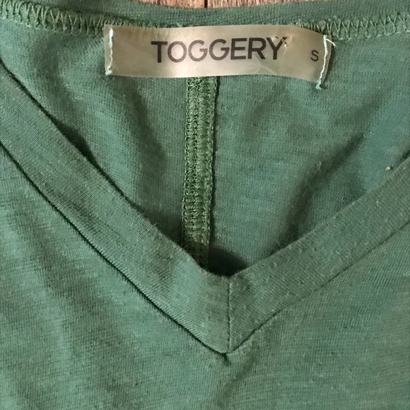 Toggery brand wide sleeve T-shirt size small - Picture 2 of 3